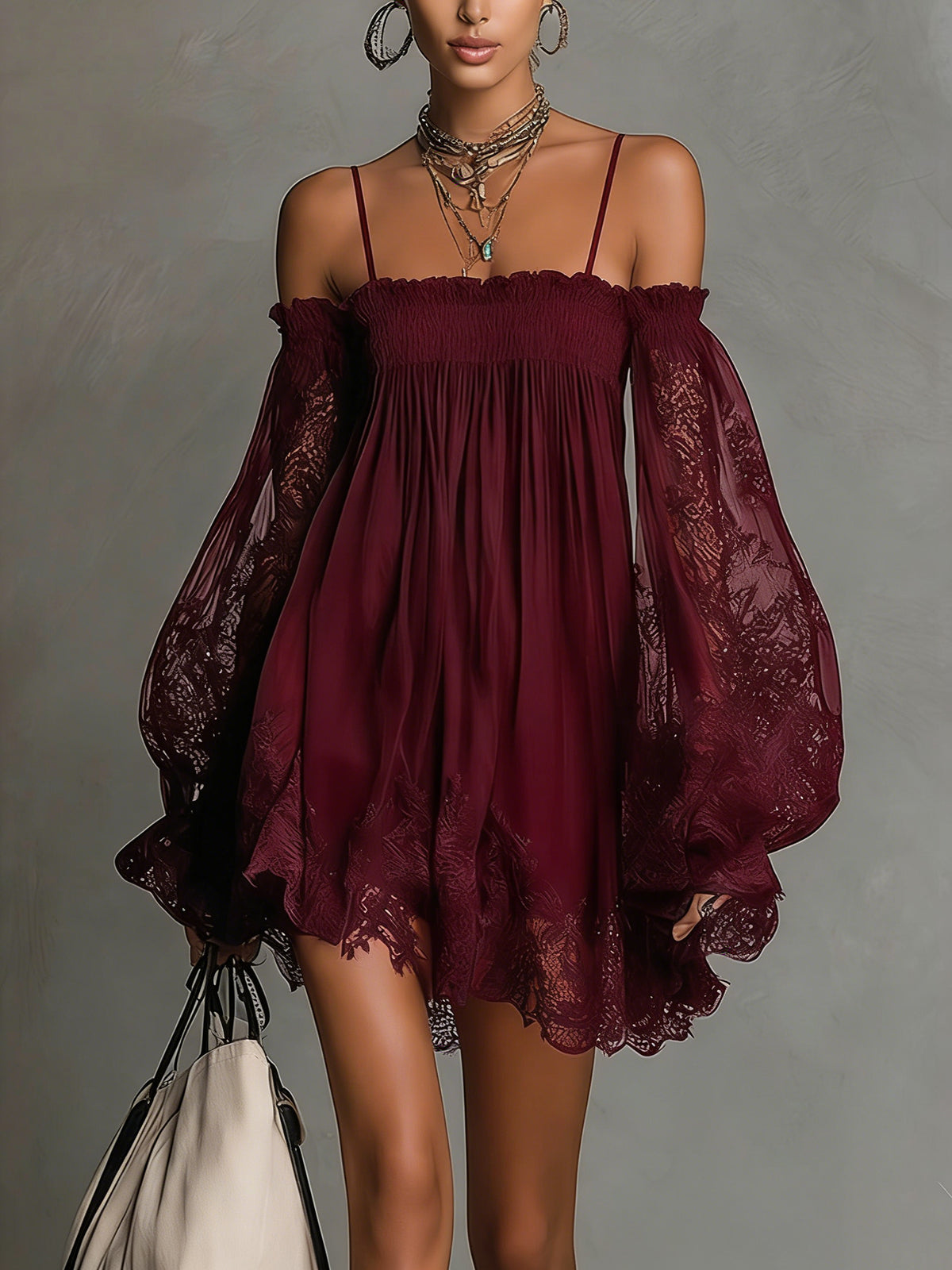 Naomi | Mini dress with sheer sleeves