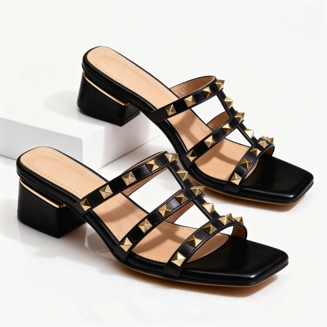 SANDALE CLOUTÉE ODETTE