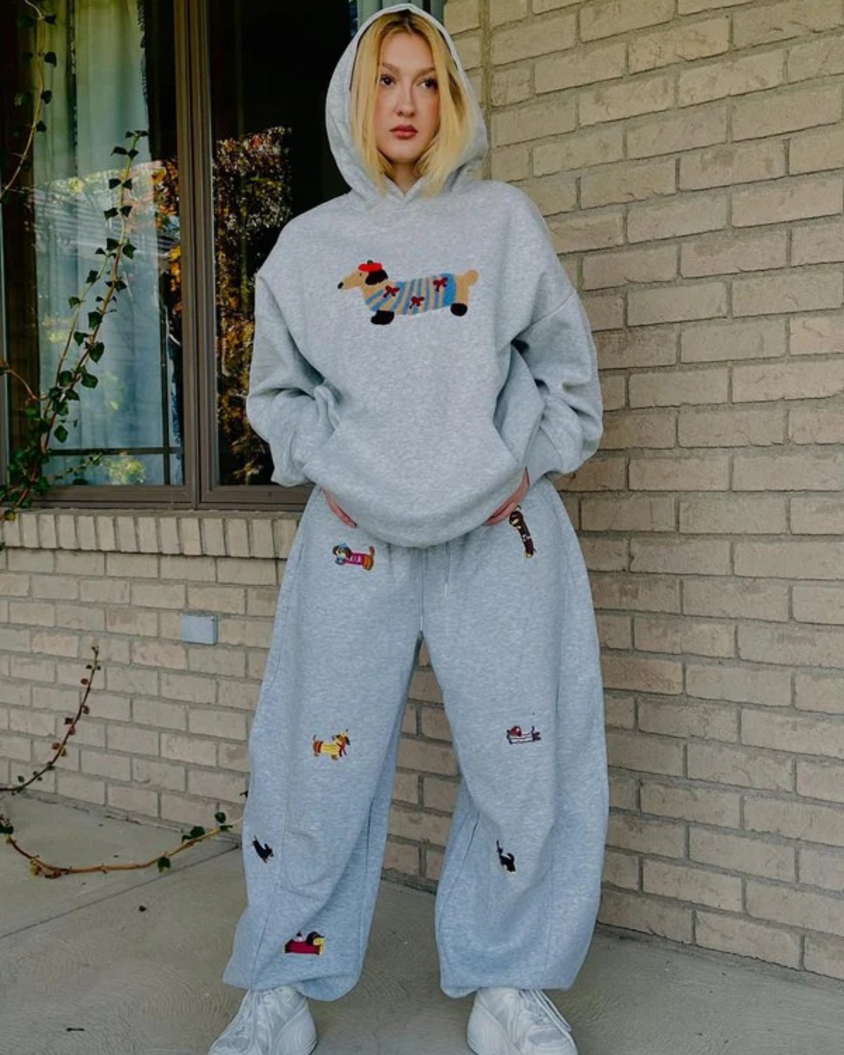 PANTALON DE JOGGING BRODÉ AVEC MOTIF CHIOT