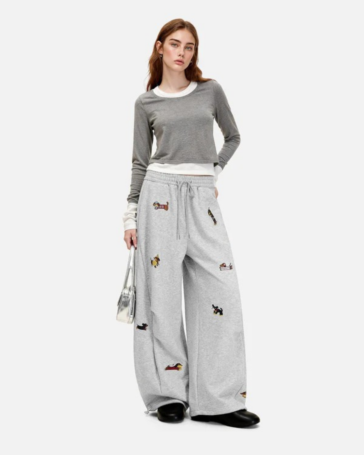 PANTALON DE JOGGING BRODÉ AVEC MOTIF CHIOT