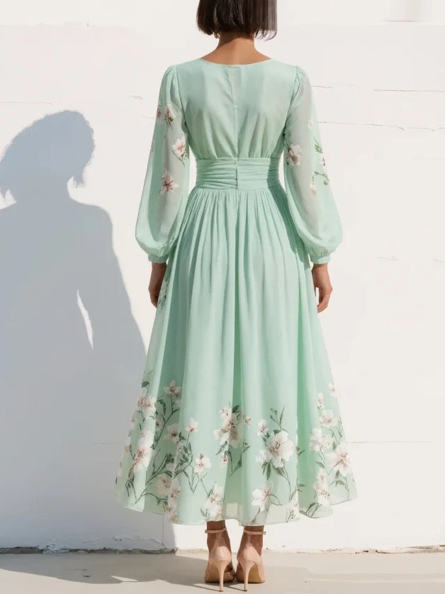 ROBE MAXI PLISSÉE EN MOUSSELINE MARISA, IMPRIMÉ FLORAL VERT MENTHE