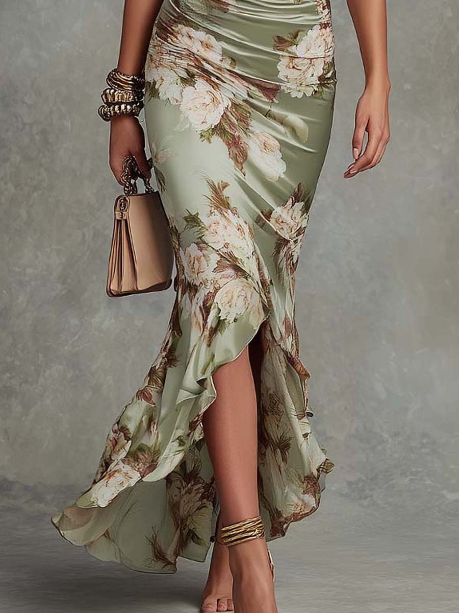 ROBE LONGUE ASYMÉTRIQUE AMARA, SATIN VERT COL EN V MANCHES BOUFFANTES FLORALE