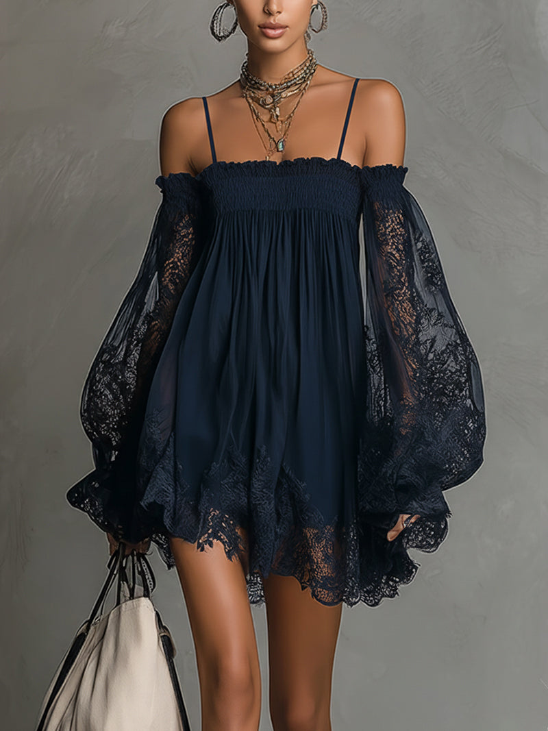 ROBE COURTE NAOMI À MANCHES TRANSPARENTES