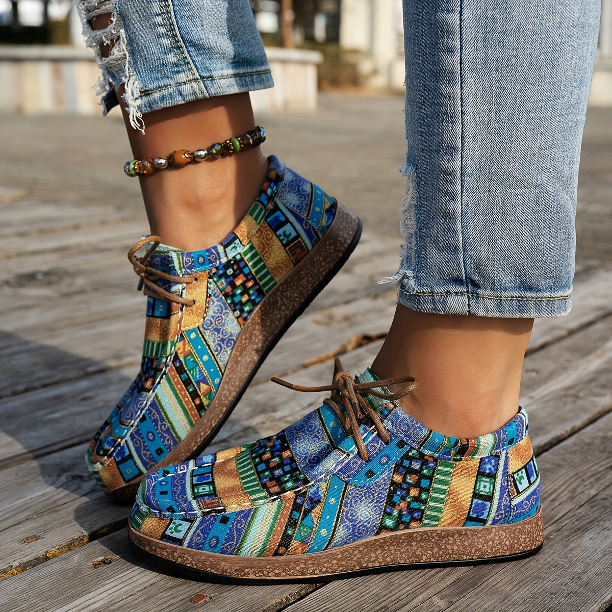 CHAUSSURES RÉTRO COLORÉES